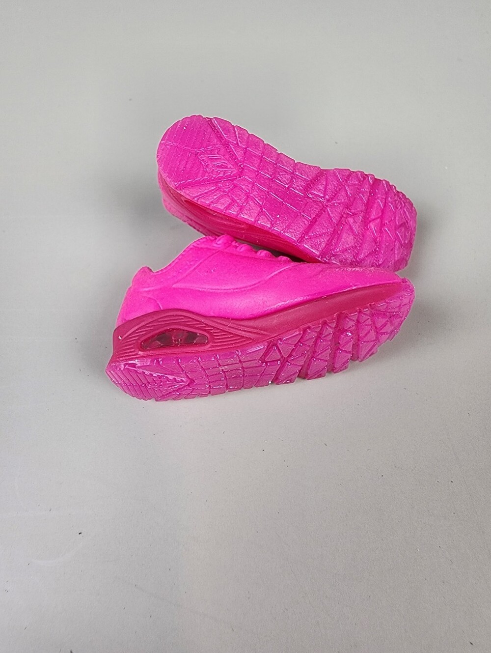 ZURU Mini Brands Sneakers Bundle 6 Shoes Reebok Skechers Pink Lot Craft Display - Picture 15 of 15